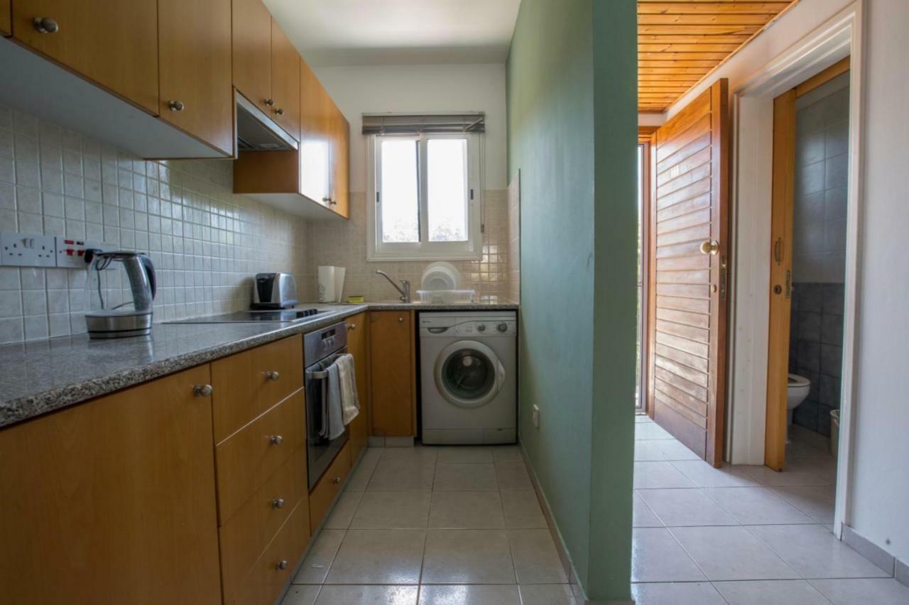 Ilios Apartment *